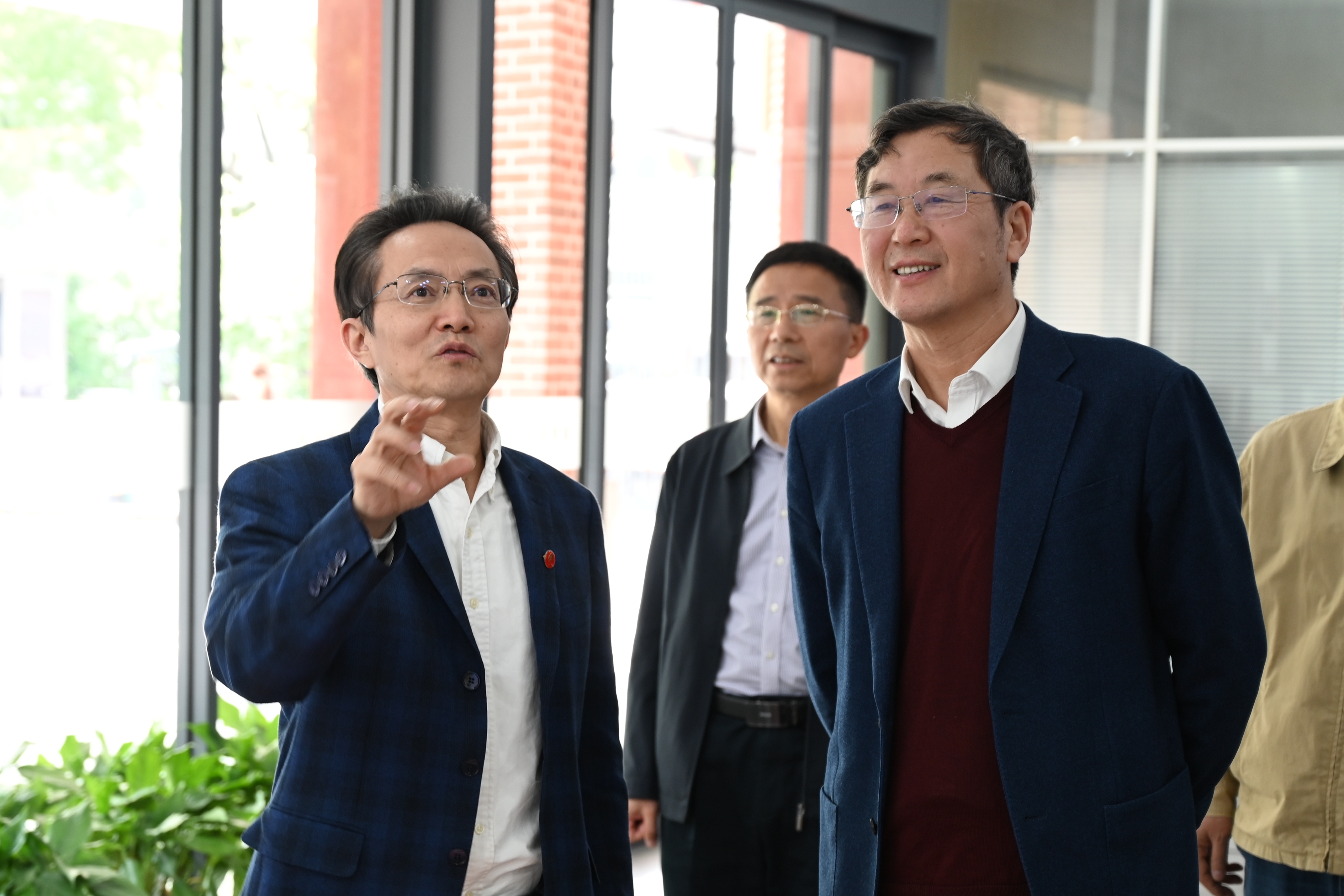 微信图片_20230408104722.jpg