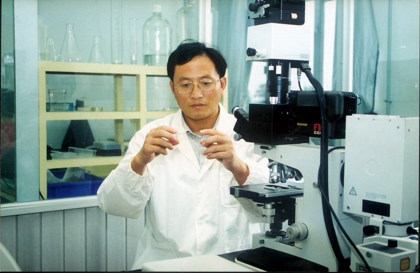 湖南省农业科学院副院长邓华凤研究员.png