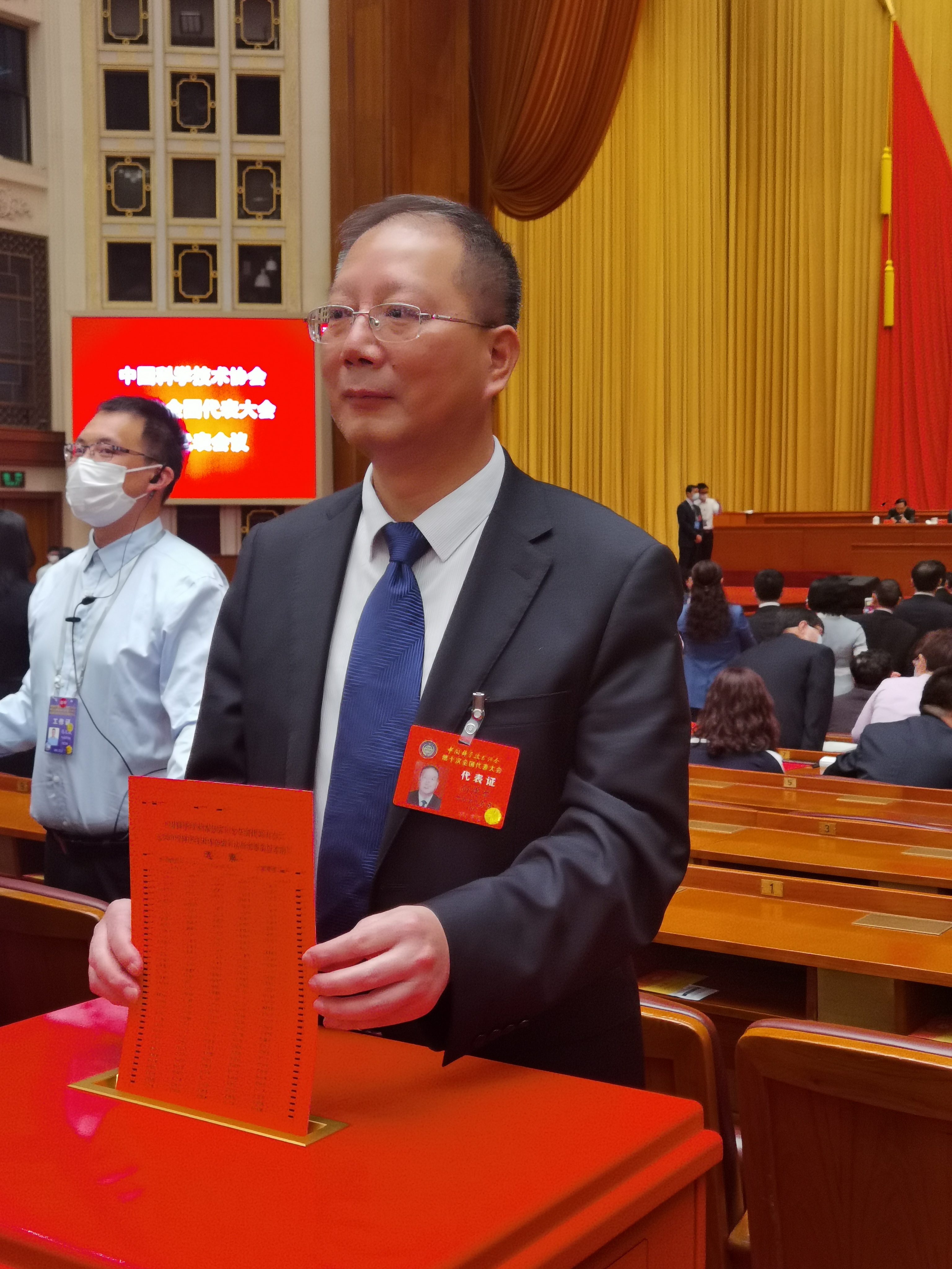 向建军.jpg