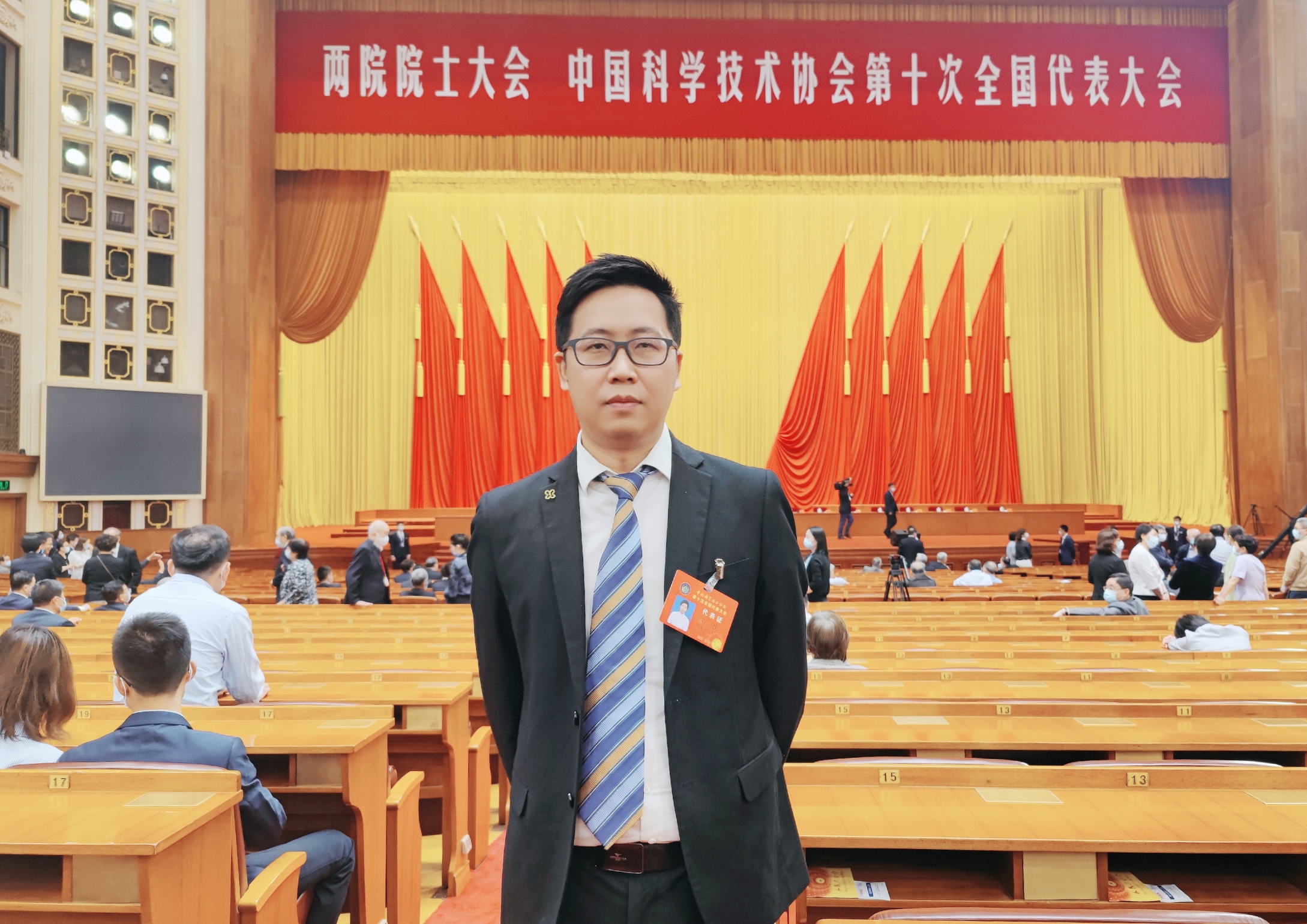 刘佳.jpg
