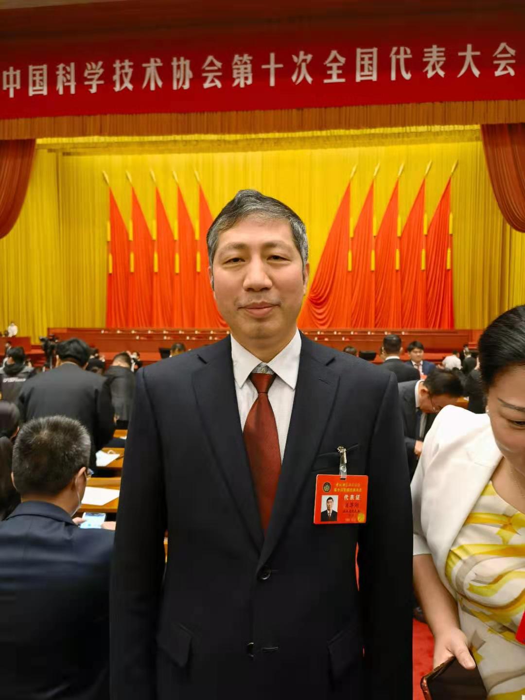 肖尊湖.jpg