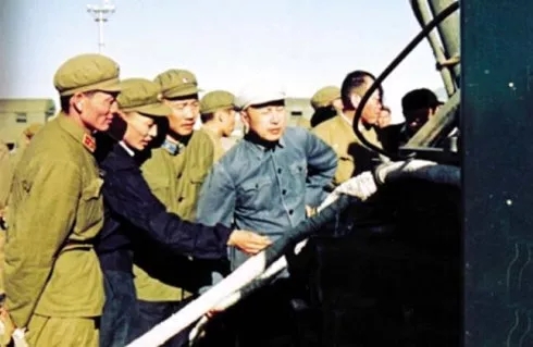 4现场指导发射.webp.jpg