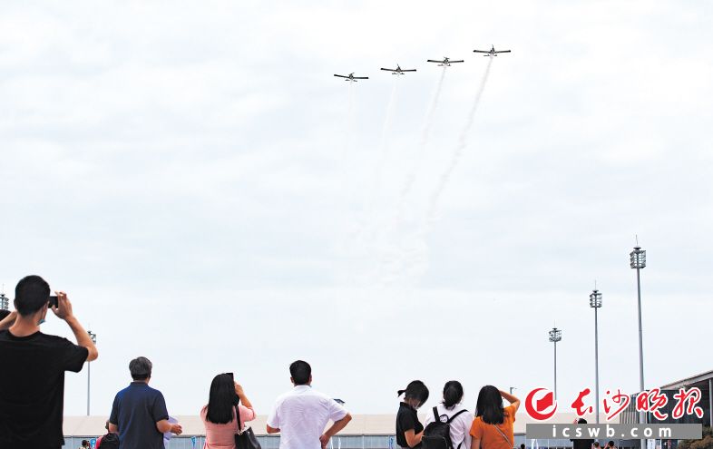 b829eadb-e660-4134-a773-7e45d17c442c.jpg